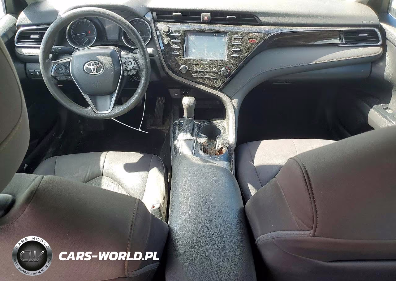 2020 Toyota Camry VIN:4T1C11AK2LU868638 - 8