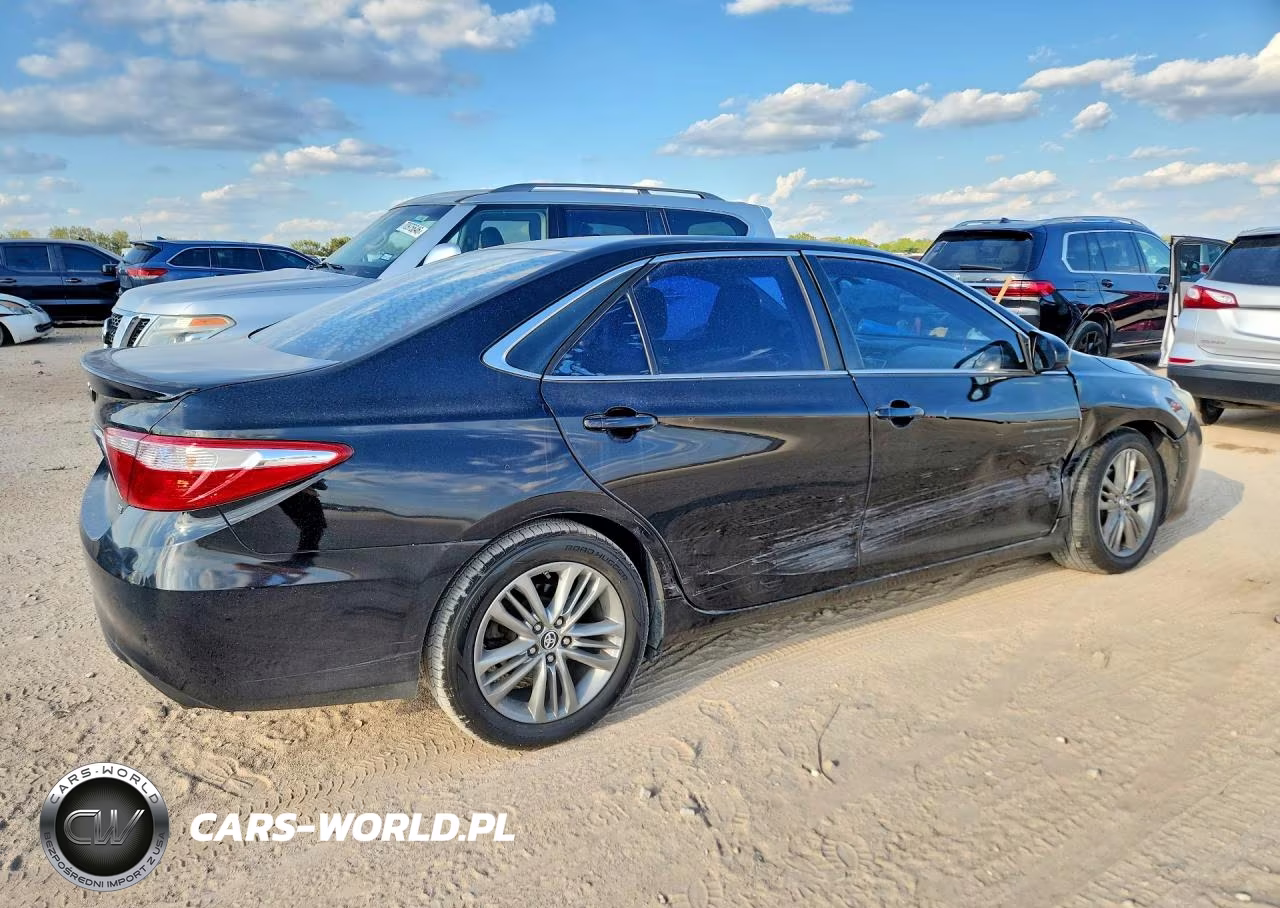 2015 Toyota Camry Se VIN:4T1BF1FK0FU036726 - 3