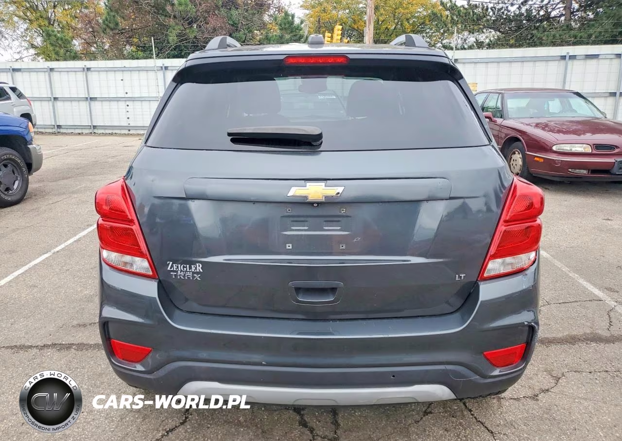 2018 Chevrolet Trax 1Lt VIN:KL7CJLSB2JB676074 - 6