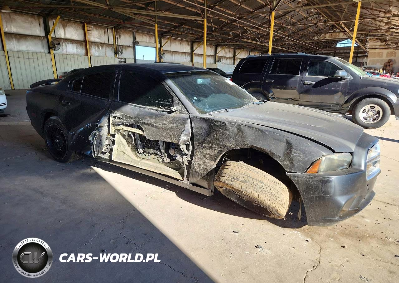 2013 Dodge Charger Sxt VIN:2C3CDXHG8DH604736 - 4