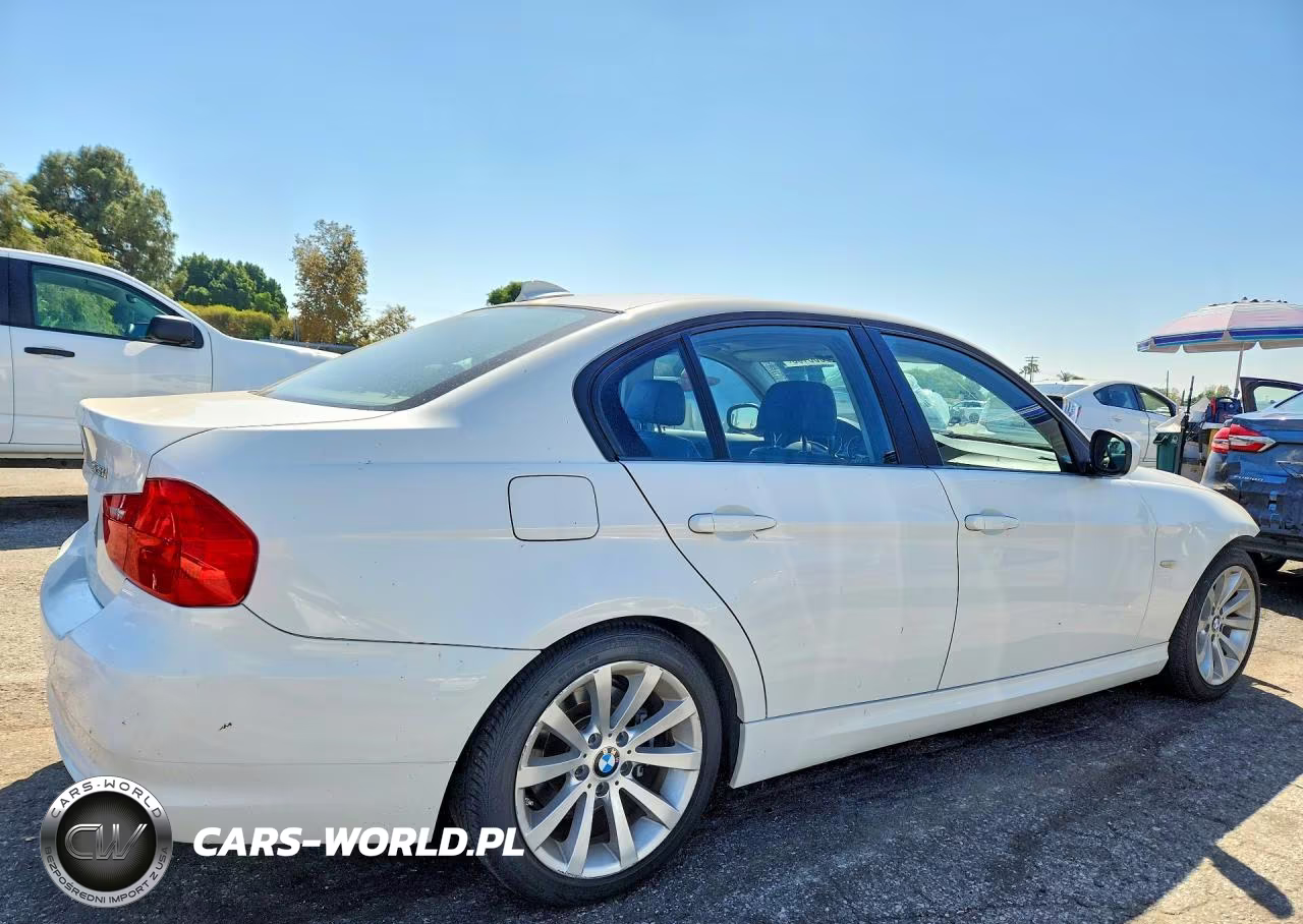 2011 BMW 328 I Sulev VIN:WBAPH5C56BA448197 - 3