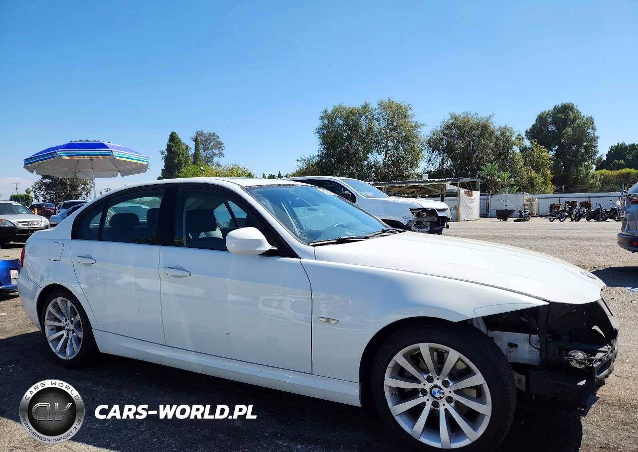2011 BMW 328 I Sulev VIN:WBAPH5C56BA448197 - 4
