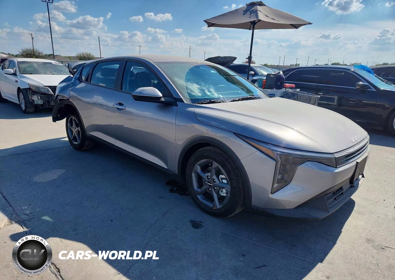 2026 Kia K4 Lxs VIN:3KPFT4DE6TE385946 - 4