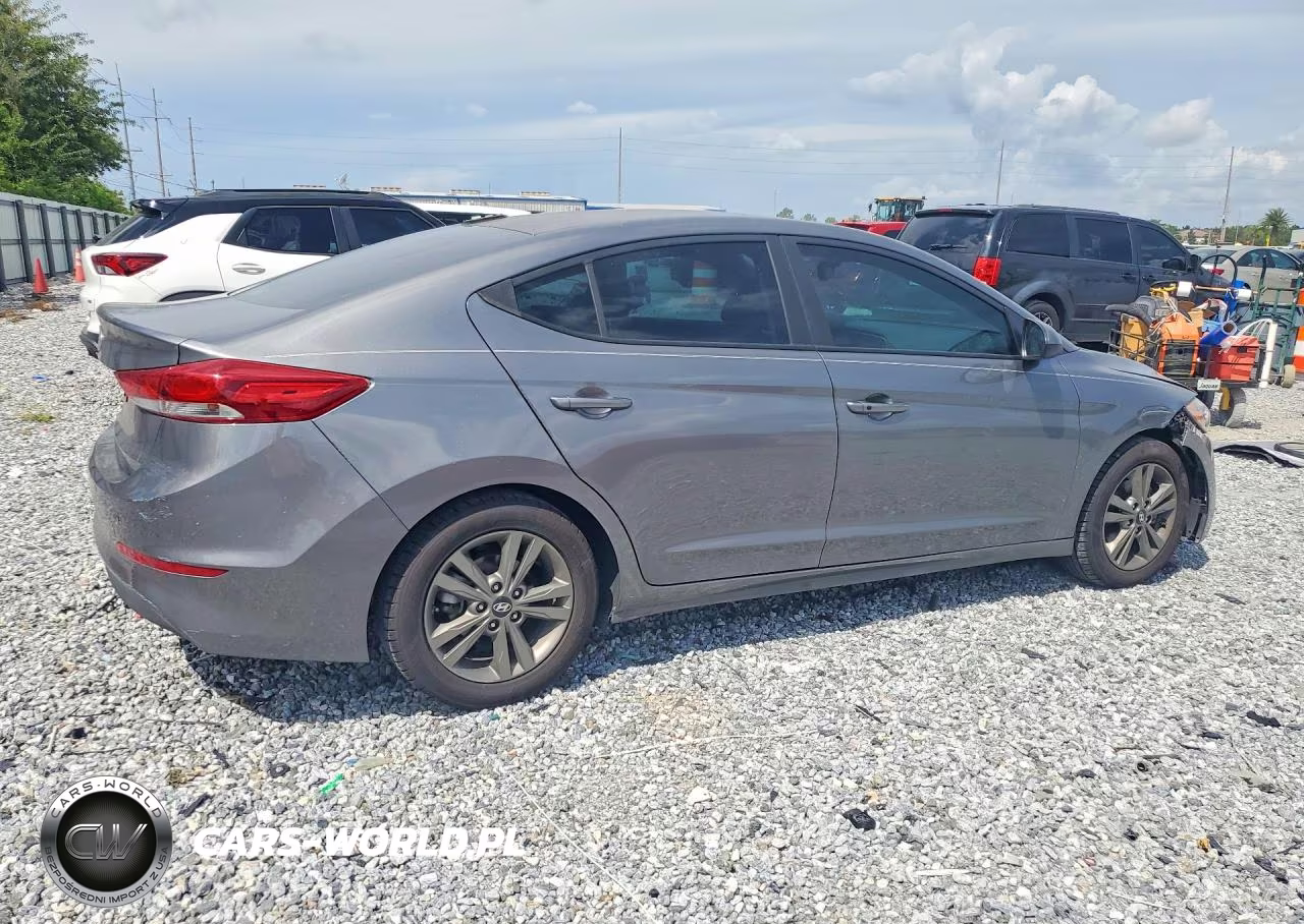 2018 Hyundai Elantra Value Edition VIN:5NPD84LF2JH307627 - 3