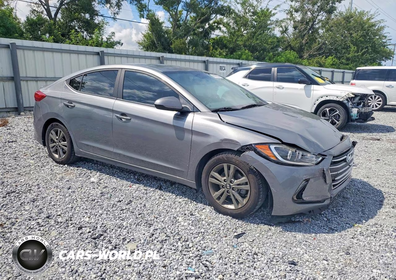 2018 Hyundai Elantra Value Edition VIN:5NPD84LF2JH307627 - 4