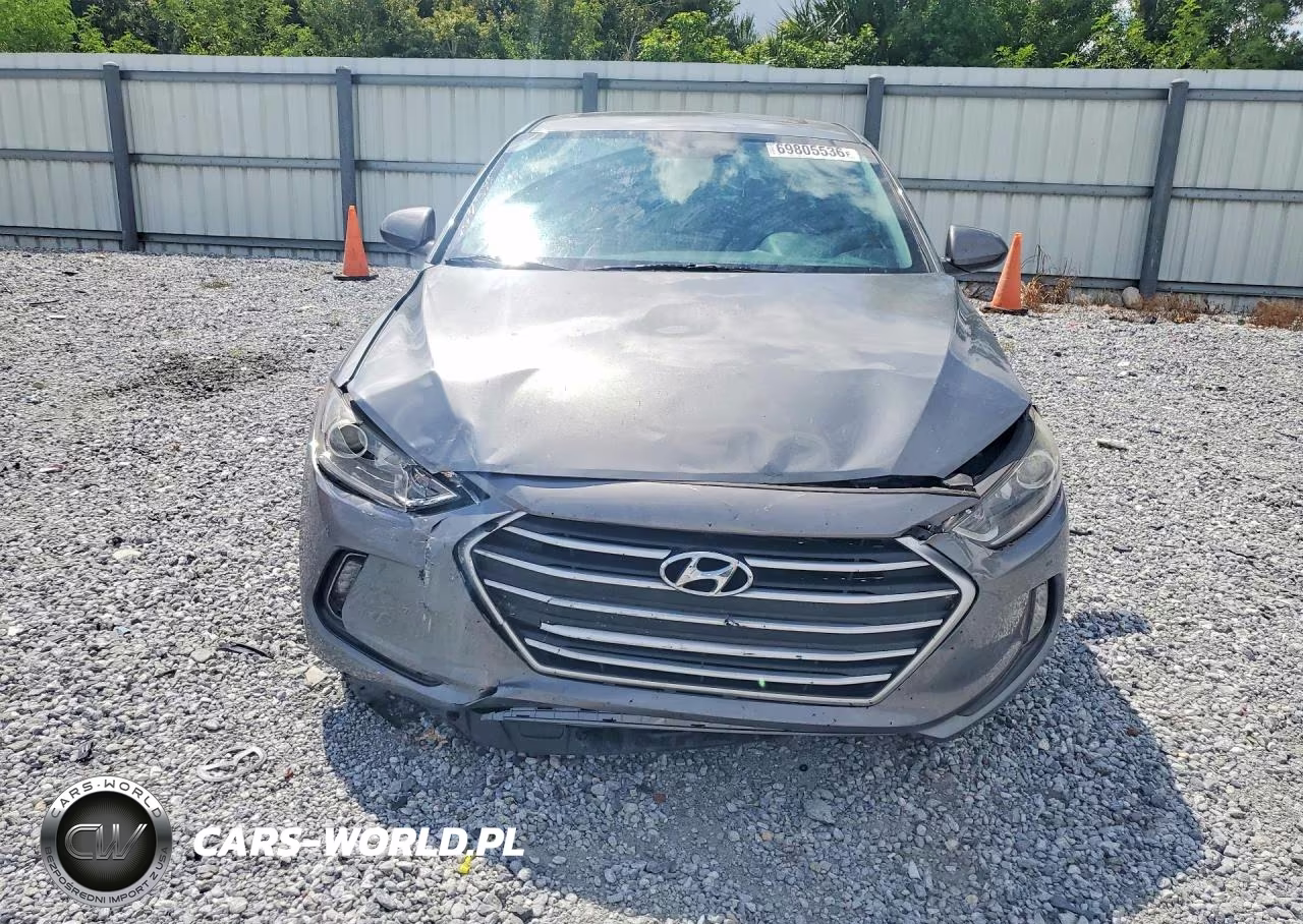 2018 Hyundai Elantra Value Edition VIN:5NPD84LF2JH307627 - 5