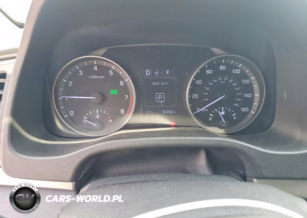 2018 Hyundai Elantra Value Edition VIN:5NPD84LF2JH307627 - 9