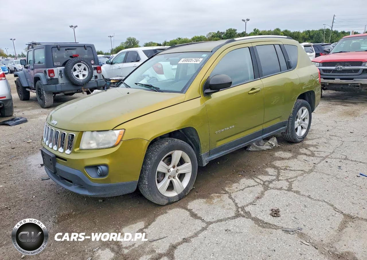 2012 Jeep Compass Latitude VIN:1C4NJCEA1CD579213 - 1
