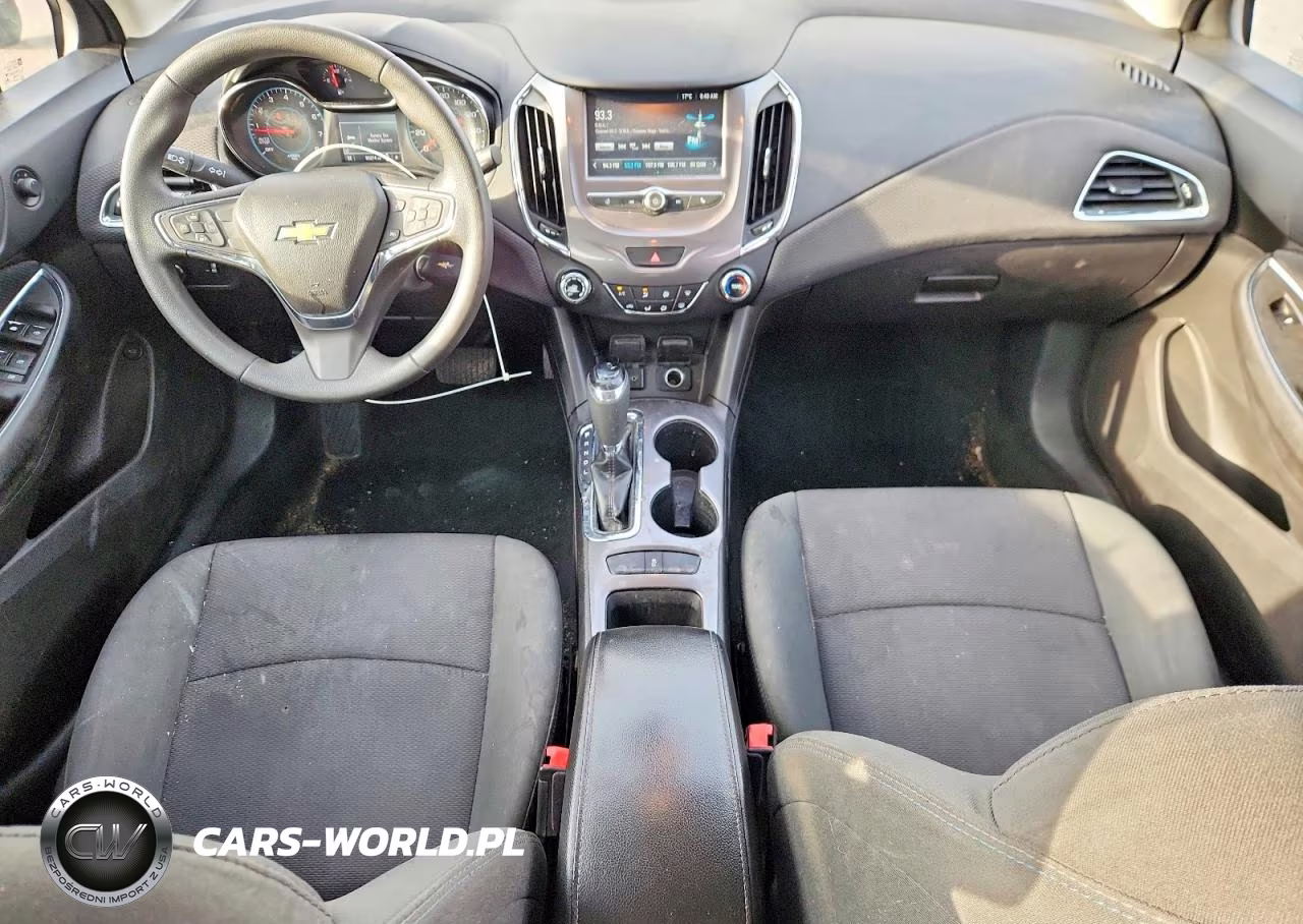 2017 Chevrolet Cruze Lt VIN:1G1BE5SM0H7103308 - 8