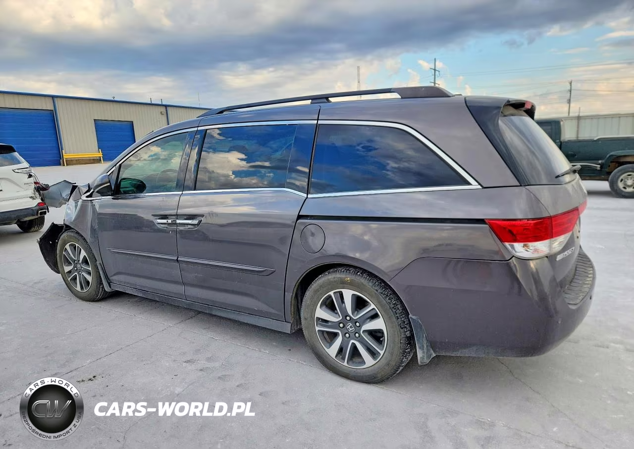 2016 Honda Odyssey Touring VIN:5FNRL5H97GB028064 - 2