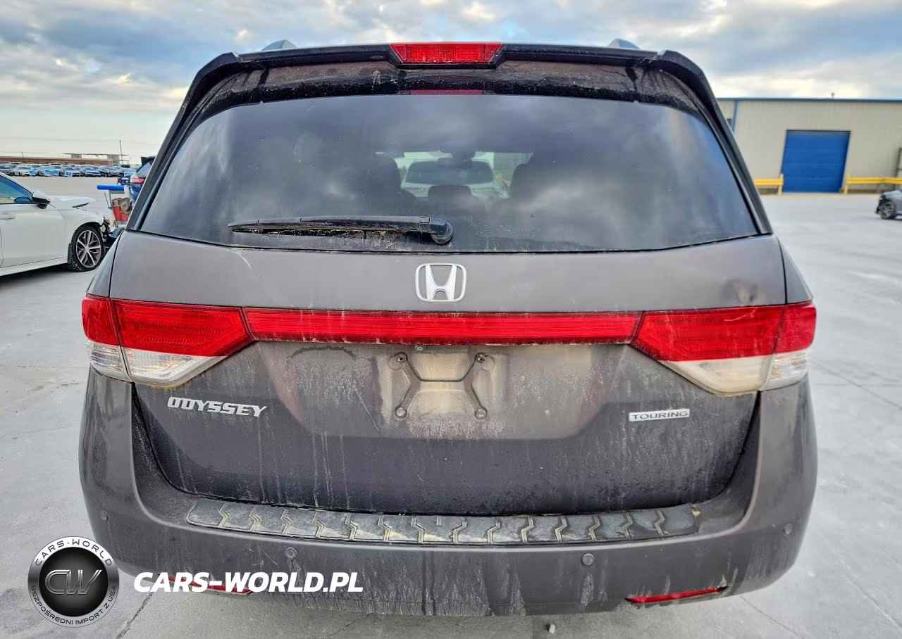 2016 Honda Odyssey Touring VIN:5FNRL5H97GB028064 - 6
