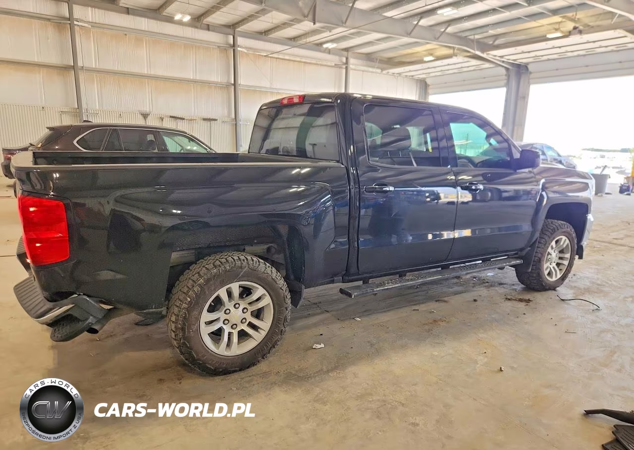 2018 Chevrolet Silverado K1500 Lt VIN:3GCUKREC3JG225903 - 3
