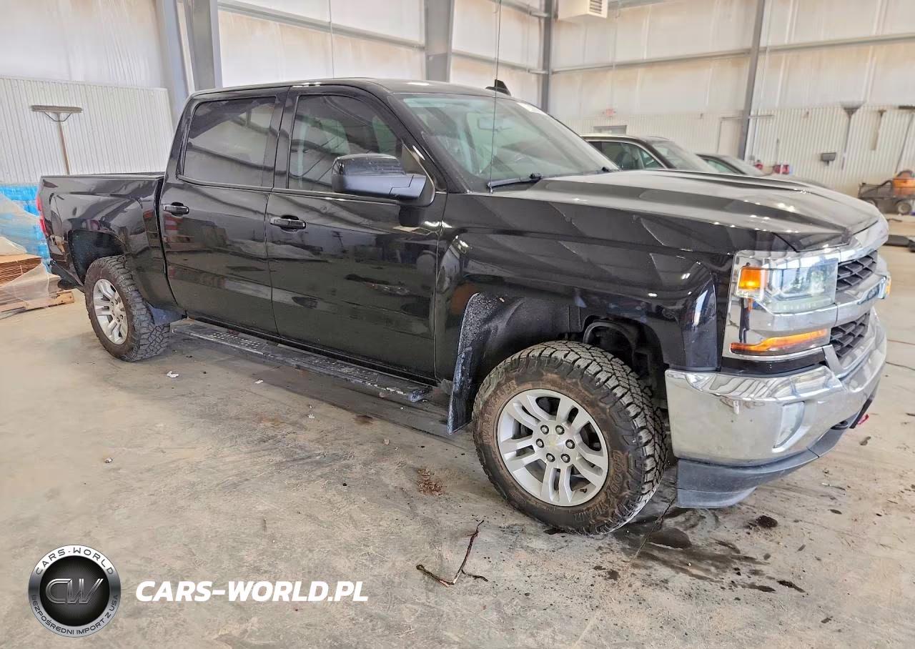 2018 Chevrolet Silverado K1500 Lt VIN:3GCUKREC3JG225903 - 4