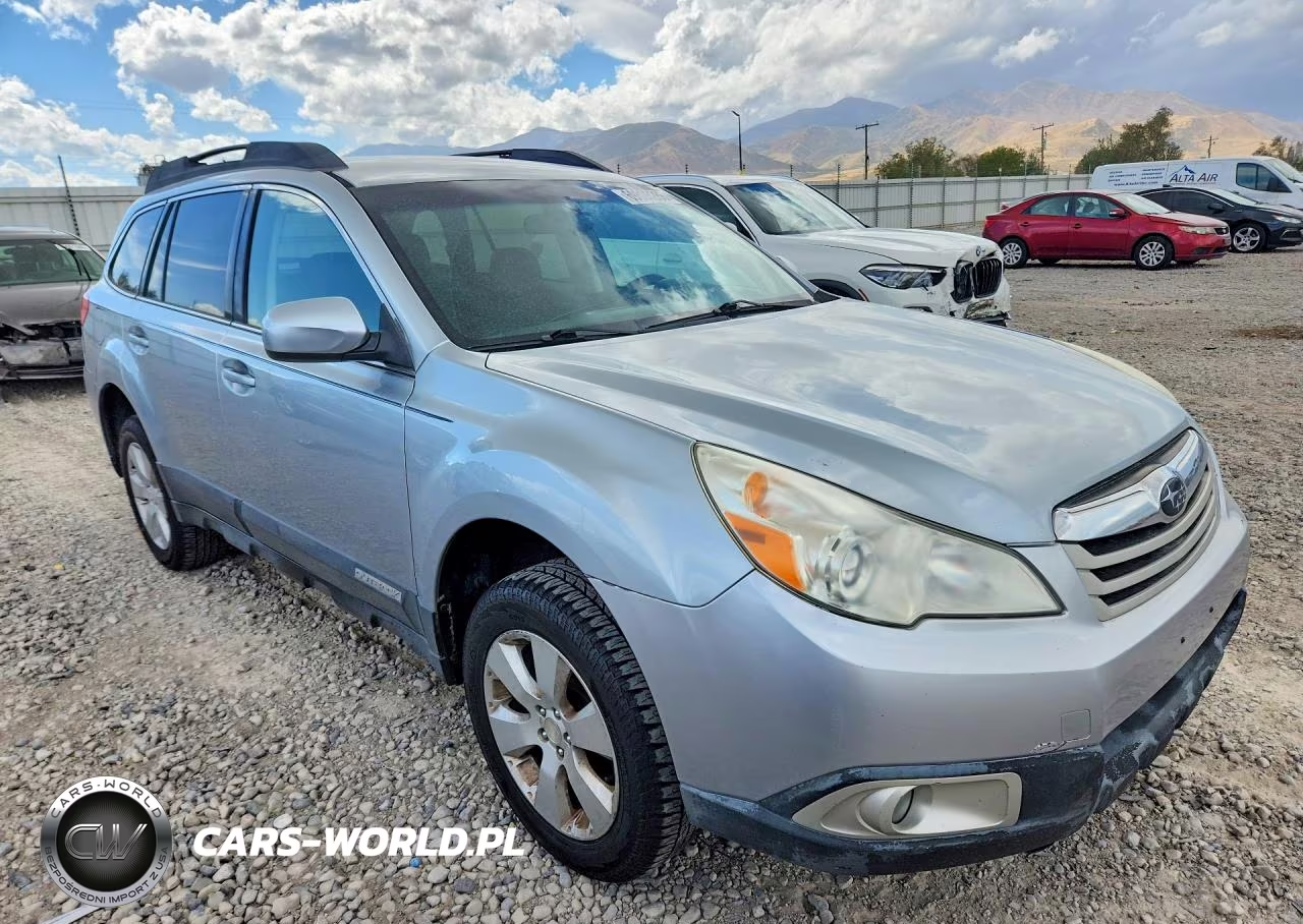 2012 Subaru Outback 2.5I Premium VIN:4S4BRCBC8C3239222 - 4