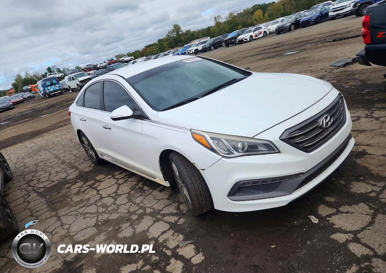 2015 Hyundai Sonata Sport 2.0T VIN:5NPE34AB2FH083415 - 4