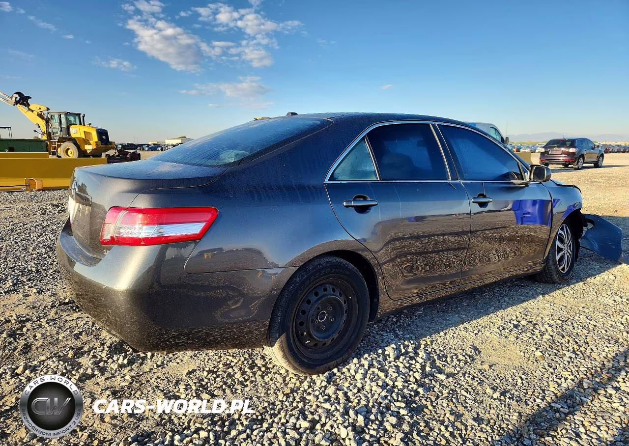 2010 Toyota Camry Le VIN:4T4BF3EK5AR011252 - 3