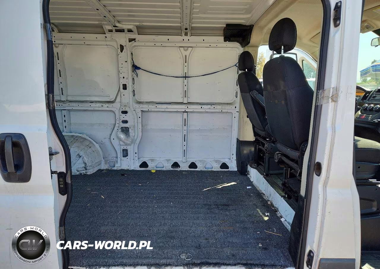 2016 Ram Promaster 1500 Delivery Van VIN:3C6TRVAG5GE127220 - 11