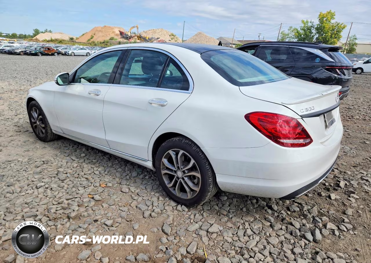 2015 Mercedes-Benz C 300 4Matic VIN:55SWF4KB4FU008934 - 2