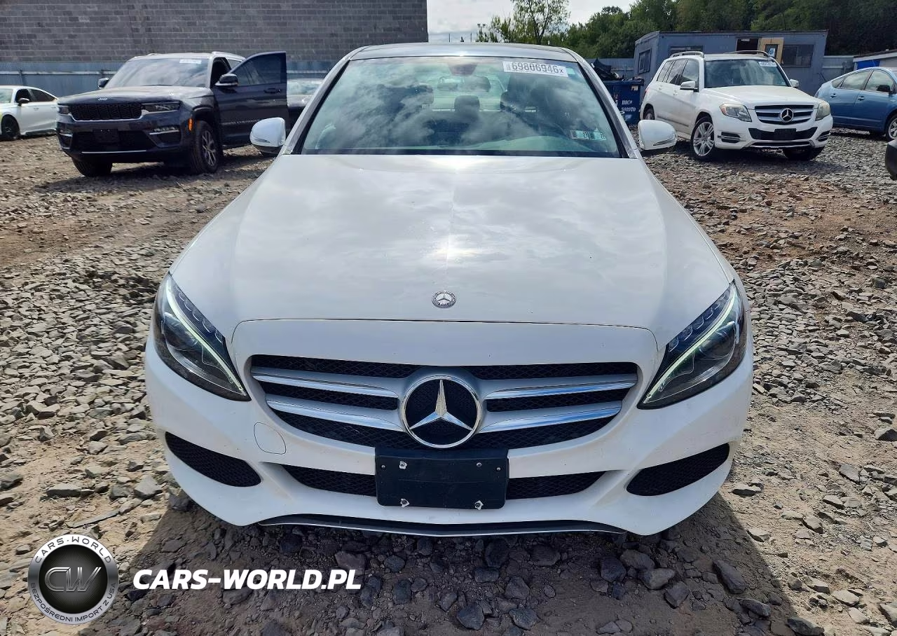 2015 Mercedes-Benz C 300 4Matic VIN:55SWF4KB4FU008934 - 5