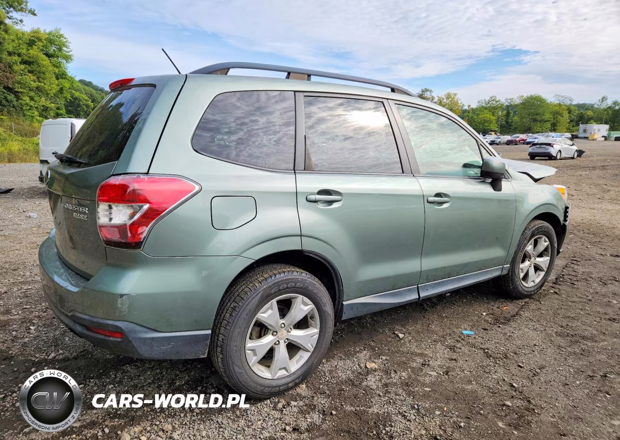 2015 Subaru Forester 2.5I Premium VIN:JF2SJADCXFH418593 - 3