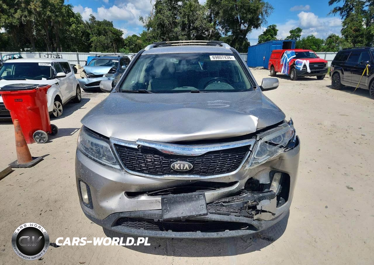 2014 Kia Sorento Lx VIN:5XYKT3A65EG531300 - 5