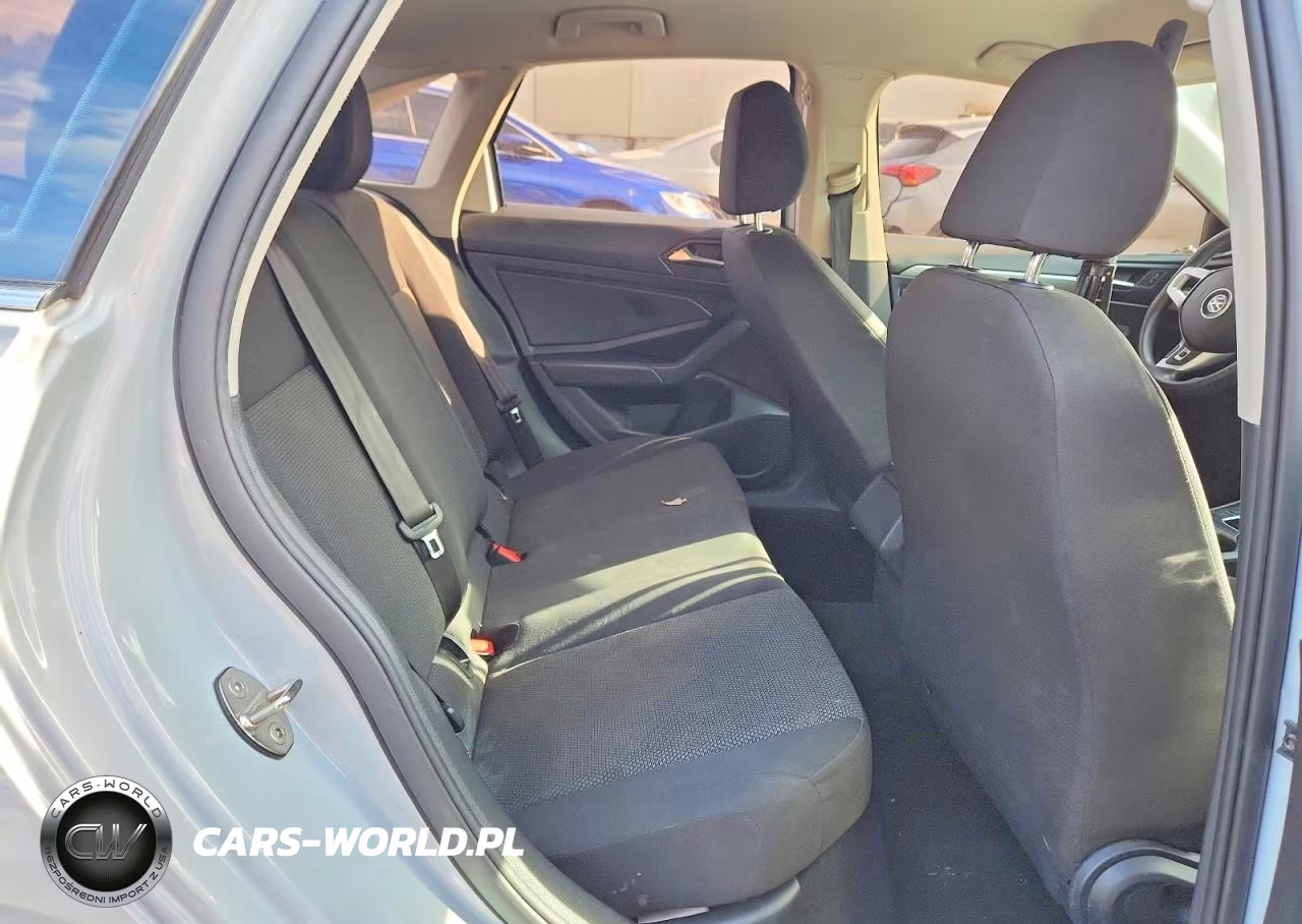 2019 Volkswagen Jetta S VIN:3VWC57BU7KM130846 - 10