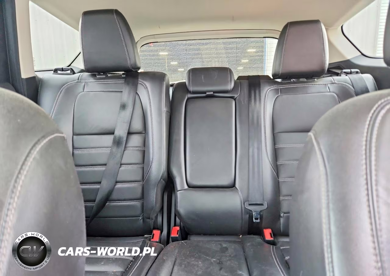2017 Ford Escape Titanium VIN:1FMCU9J94HUD57989 - 10