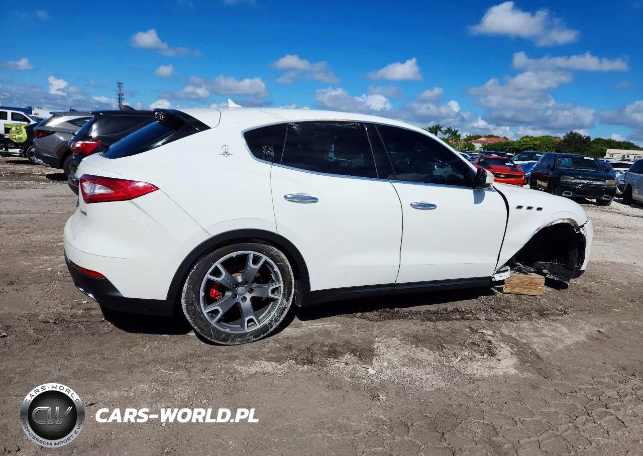 2018 Maserati Levante VIN:ZN661XUA1JX296091 - 3