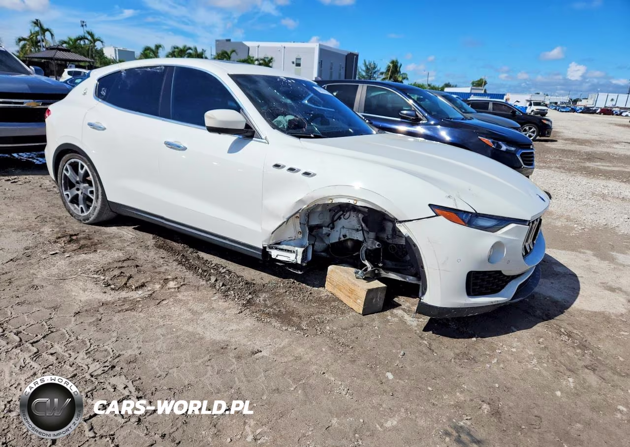 2018 Maserati Levante VIN:ZN661XUA1JX296091 - 4