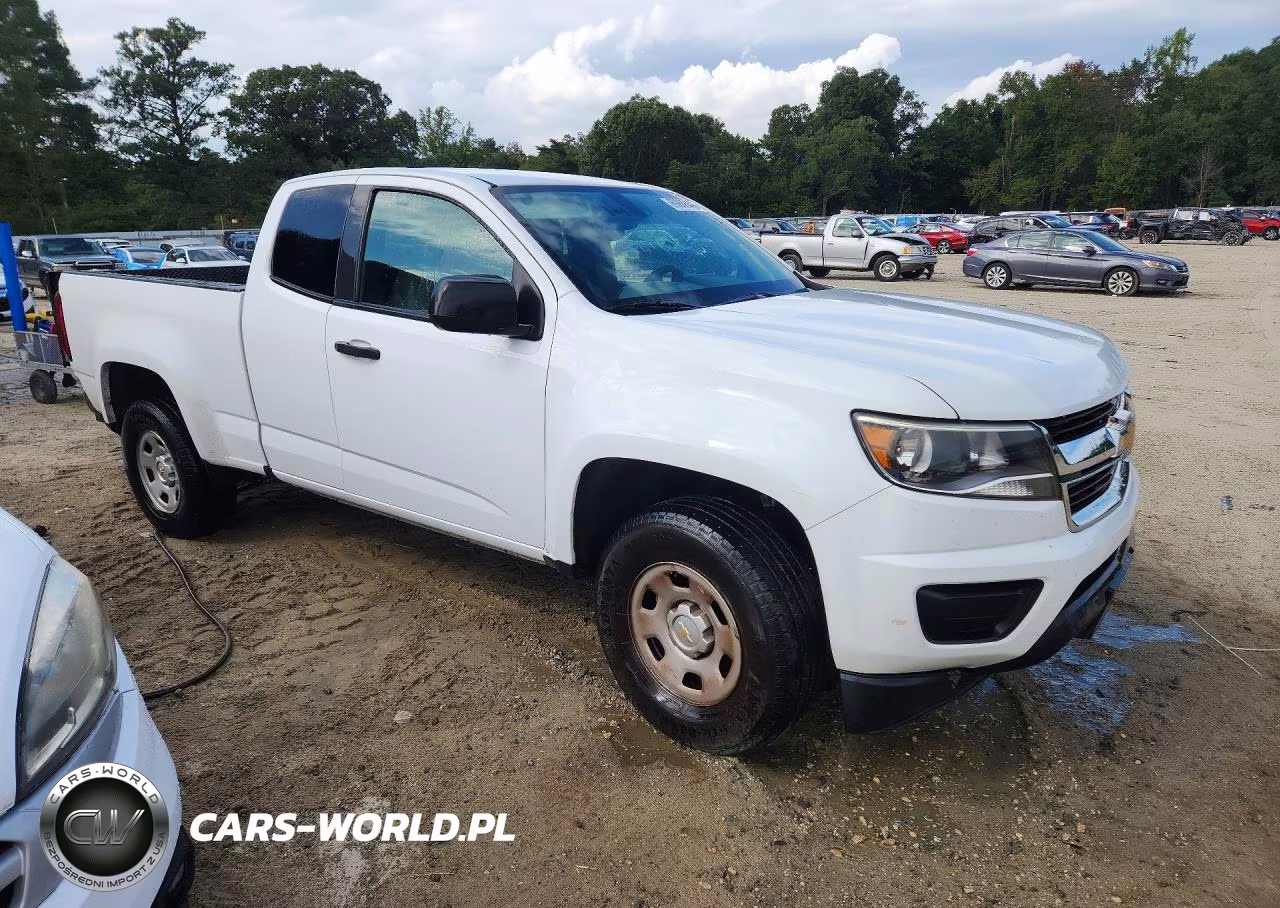 2018 Chevrolet Colorado VIN:1GCHSBEA2J1267064 - 4