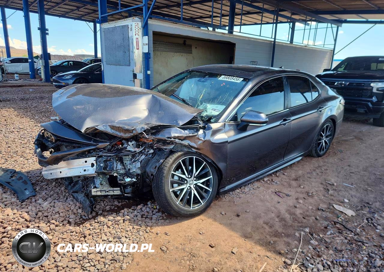 2022 Toyota Camry Se