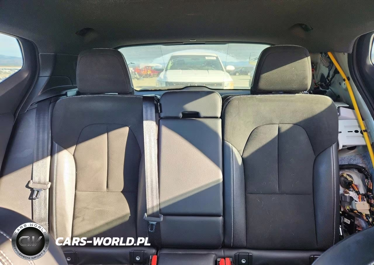 2021 Volvo Xc40 Recharge VIN:YV4ED3UR2M2573817 - 10