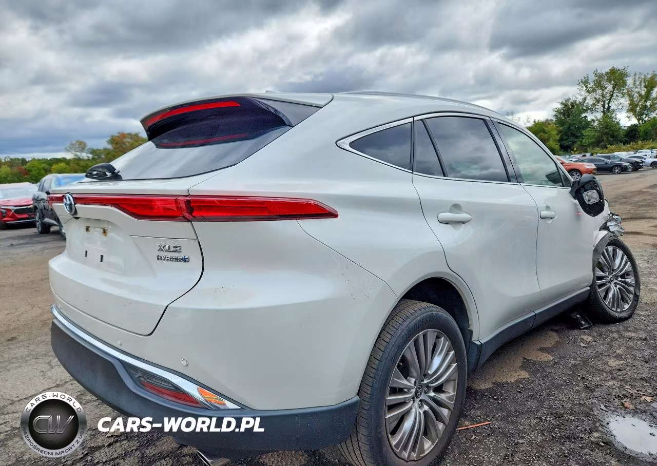 2021 Toyota Venza Xle VIN:JTEAAAAH3MJ015390 - 3