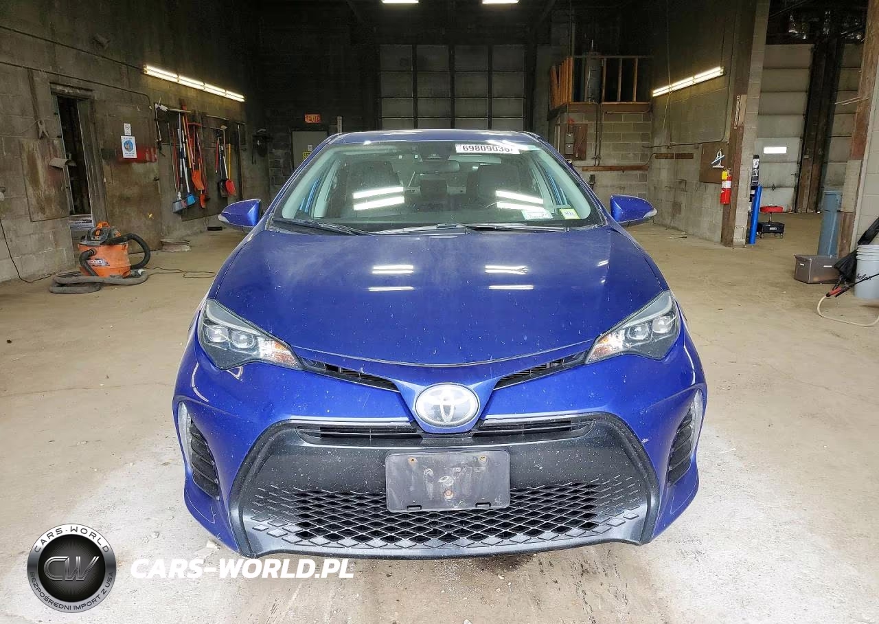 2018 Toyota Corolla Se VIN:2T1BURHE4JC077804 - 5