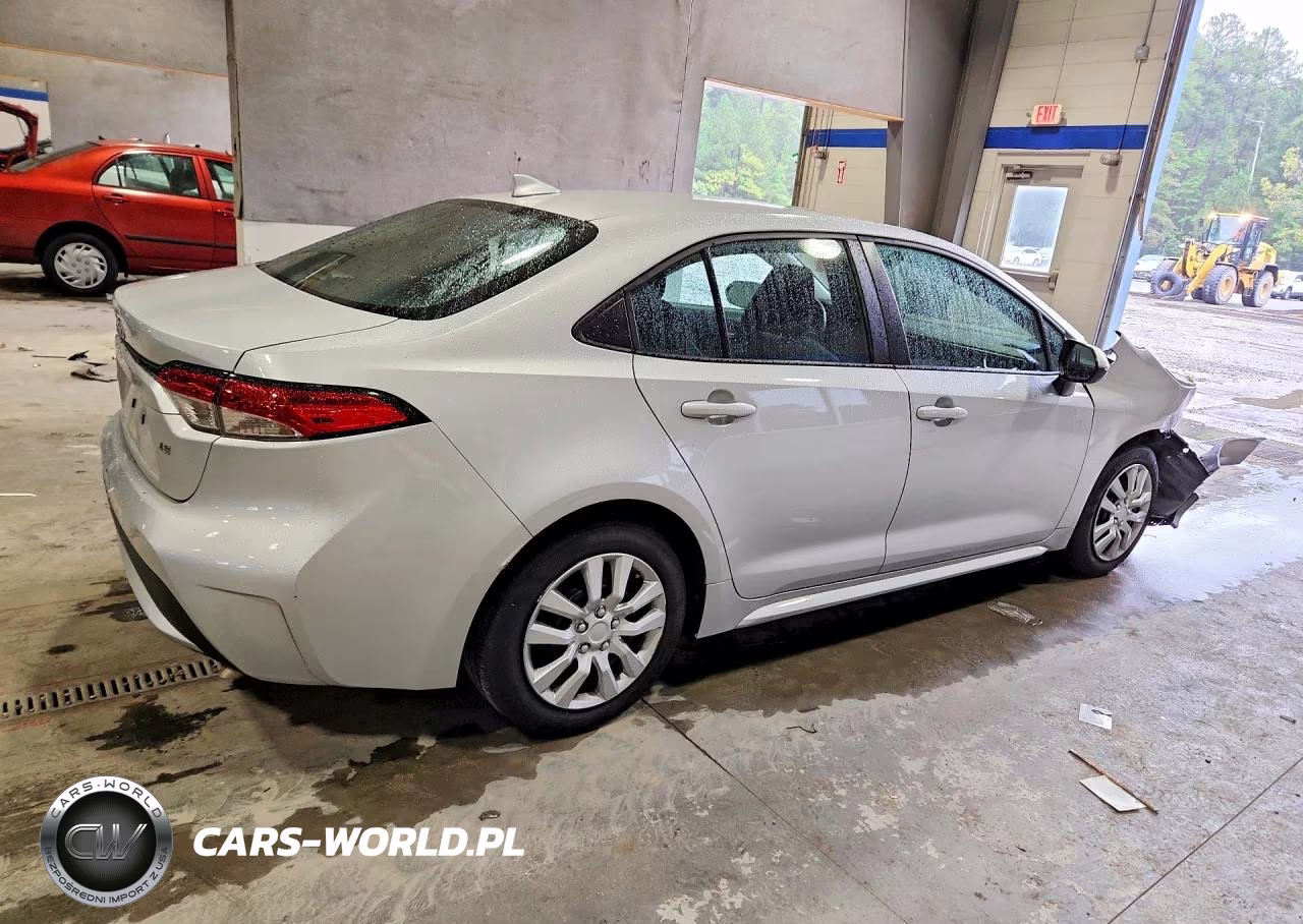 2020 Toyota Corolla Le VIN:5YFEPRAEXLP124514 - 3