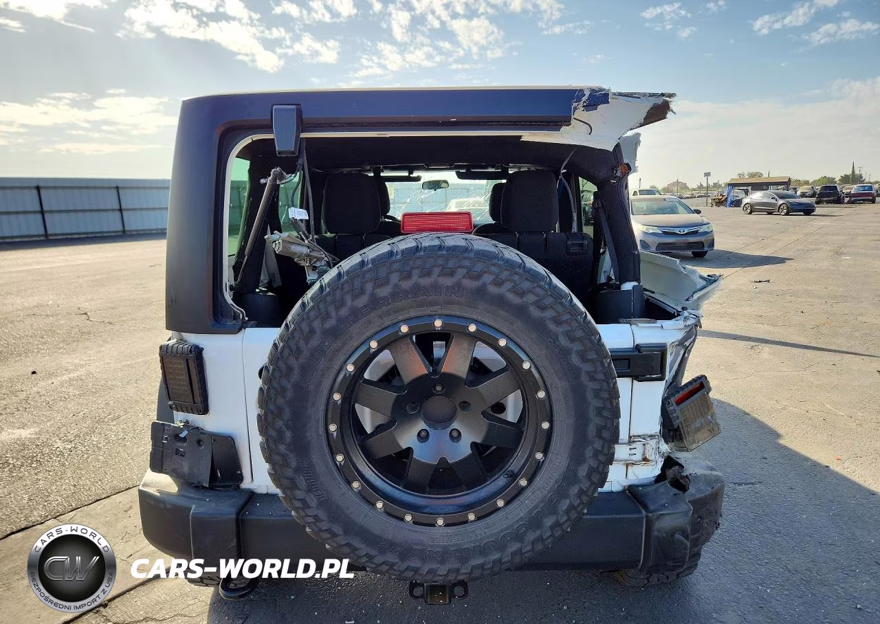 2017 Jeep Wrangler Unlimited Sport VIN:1C4BJWDG3HL709421 - 6