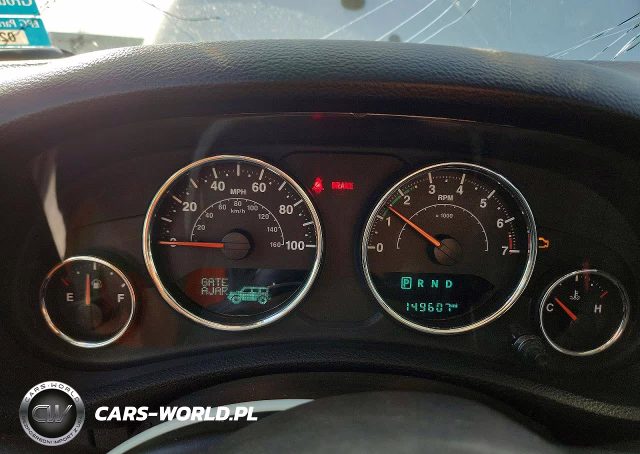 2017 Jeep Wrangler Unlimited Sport VIN:1C4BJWDG3HL709421 - 9
