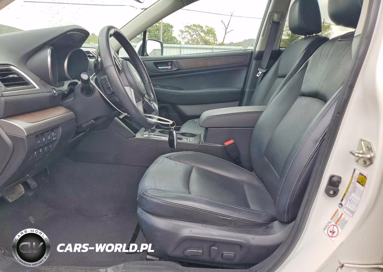 2017 Subaru Outback 3.6R Limited VIN:4S4BSENC1H3202578 - 7