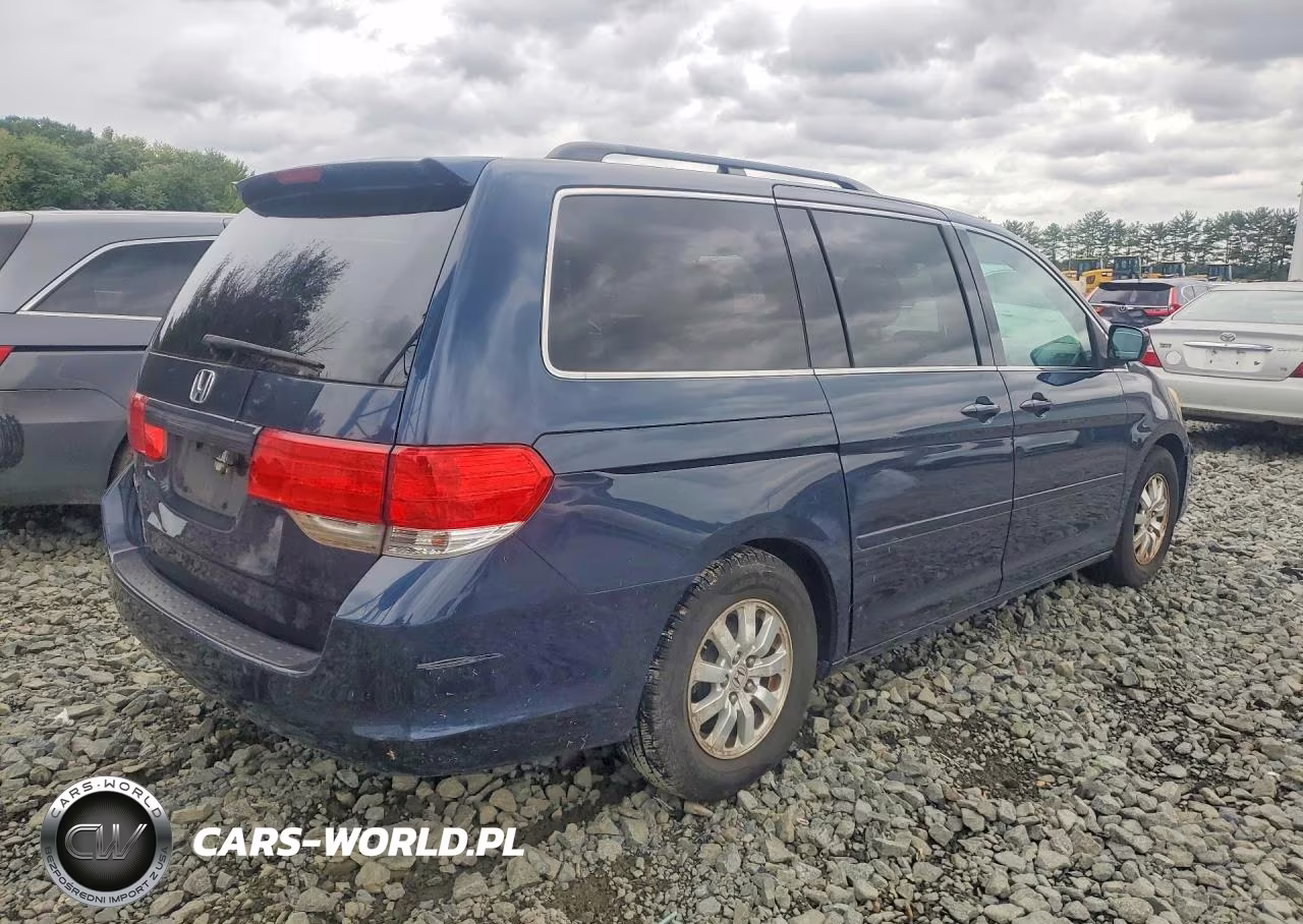 2010 Honda Odyssey VIN:5FNRL3H46AB002796 - 3