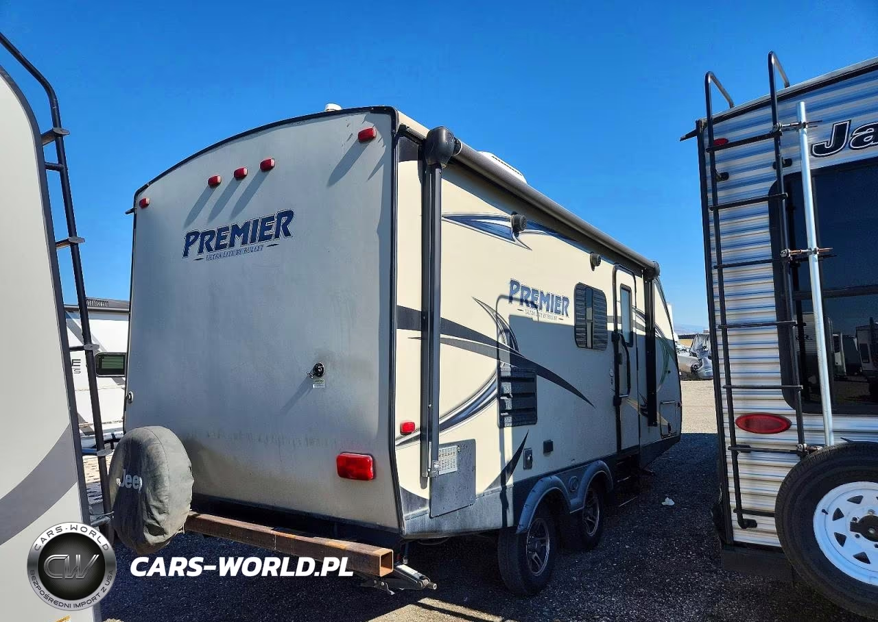 2017 Keystone Premier Camper VIN:4YDT19F2XHD421037 - 4