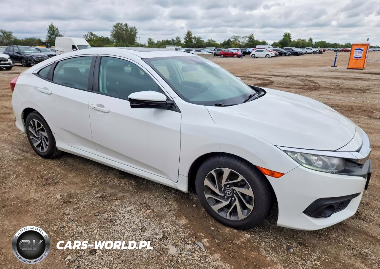 2018 Honda Civic Ex VIN:19XFC2F82JE000472 - 4