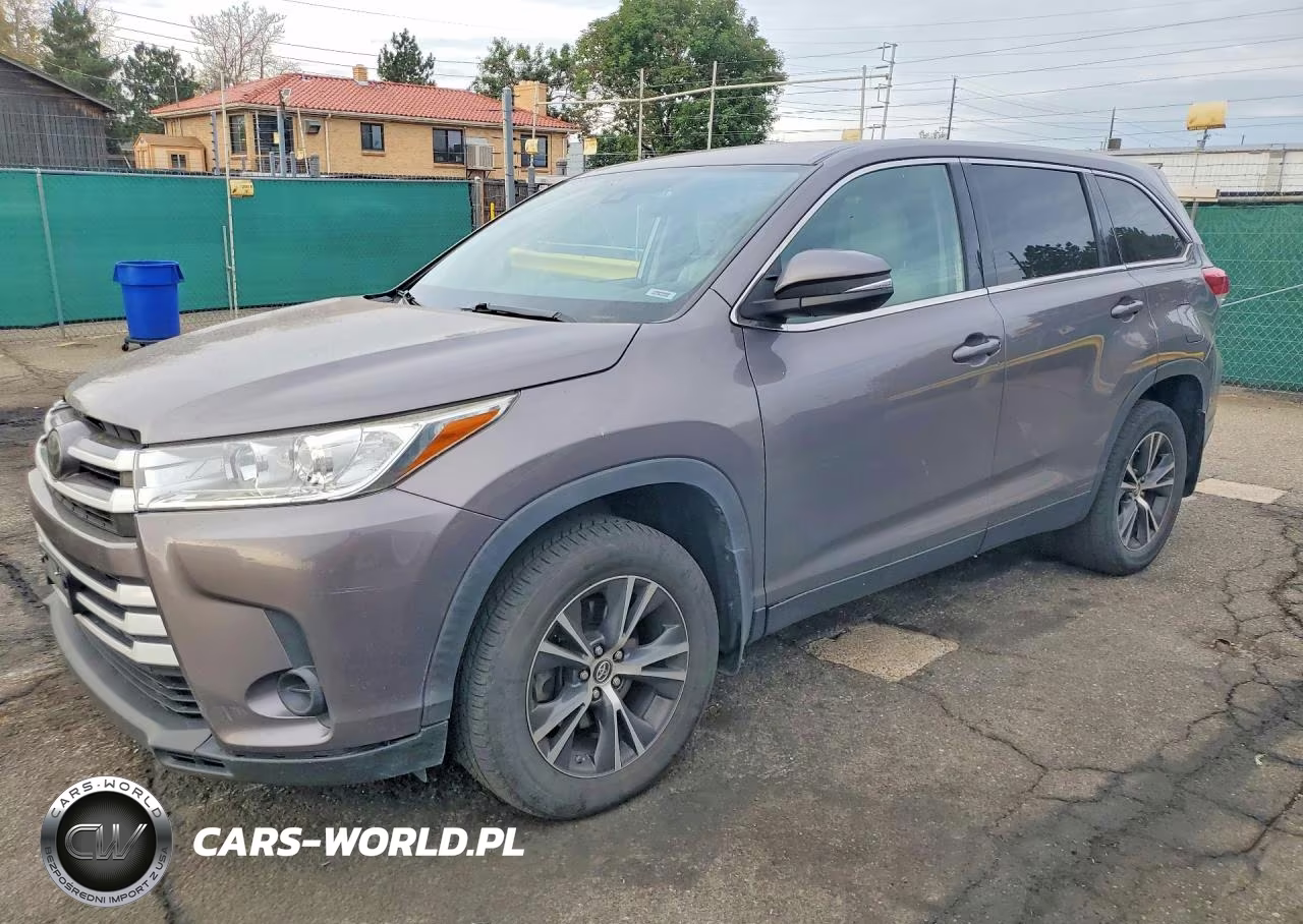 2019 Toyota Highlander Le