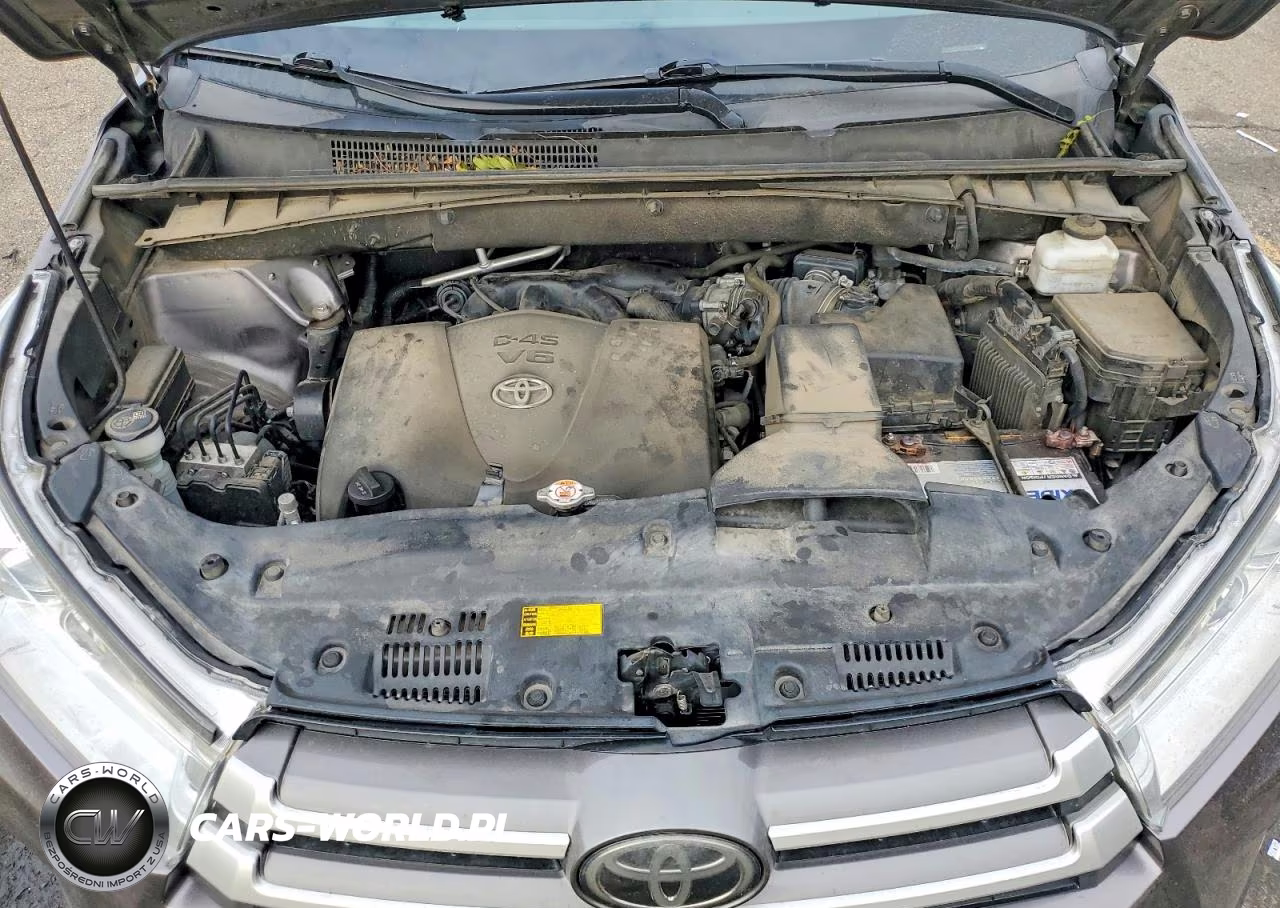 2019 Toyota Highlander Le VIN:5TDBZRFH7KS964904 - 12