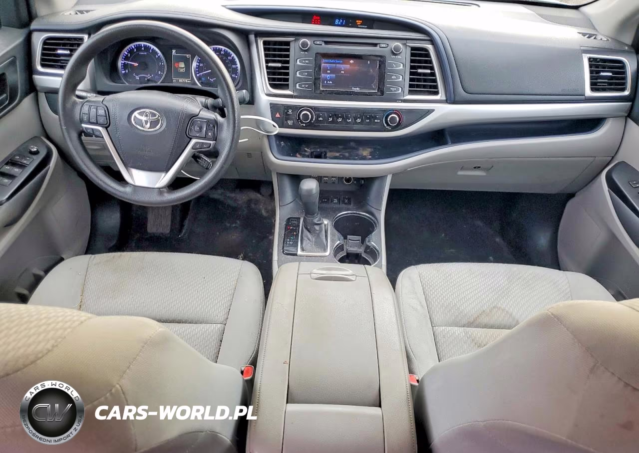 2019 Toyota Highlander Le VIN:5TDBZRFH7KS964904 - 8