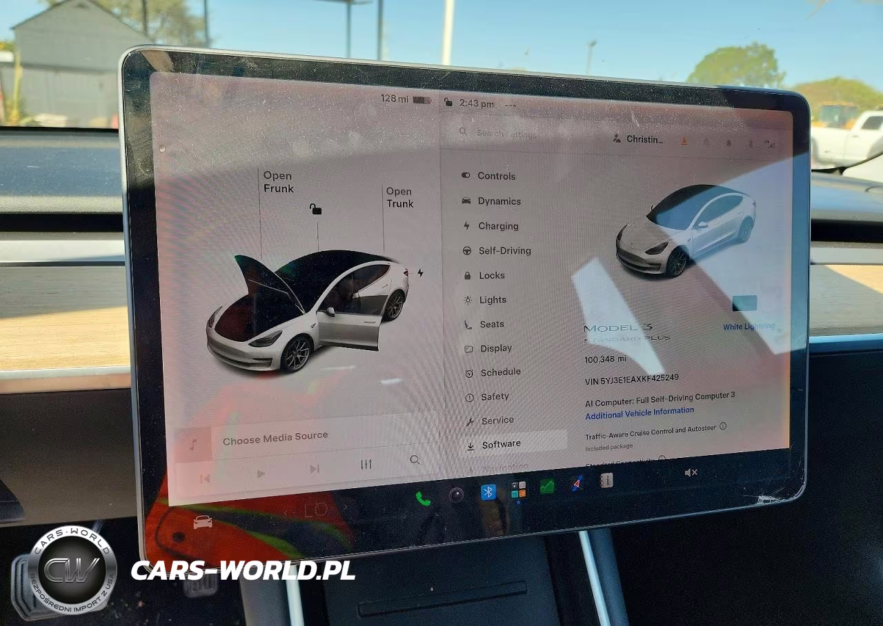 2019 Tesla Model 3 VIN:5YJ3E1EAXKF425249 - 9