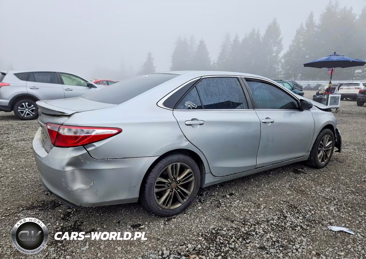 2017 Toyota Camry Se VIN:4T1BF1FK0HU404888 - 3