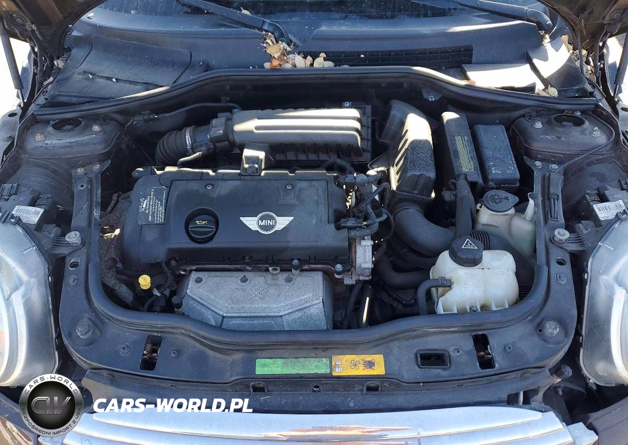 2011 Mini Cooper VIN:WMWSU3C5XBT092562 - 11