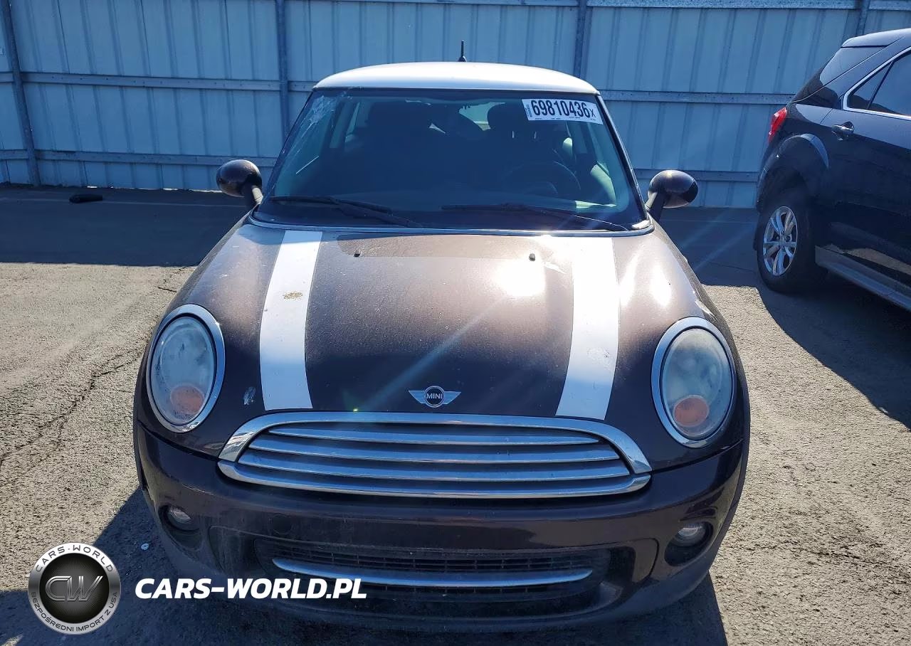 2011 Mini Cooper VIN:WMWSU3C5XBT092562 - 5
