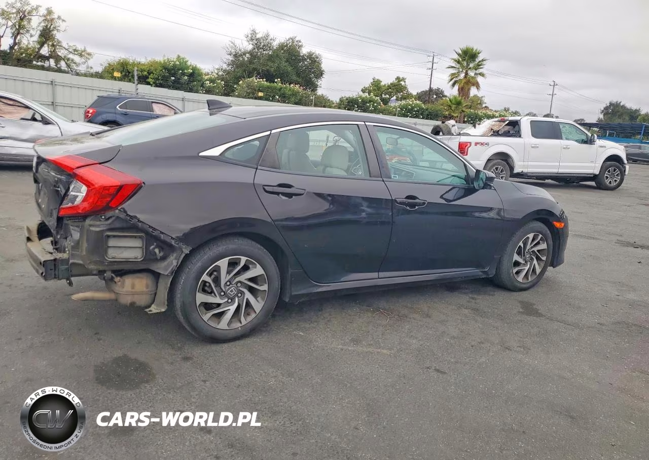 2017 Honda Civic Ex VIN:19XFC2F75HE228371 - 3