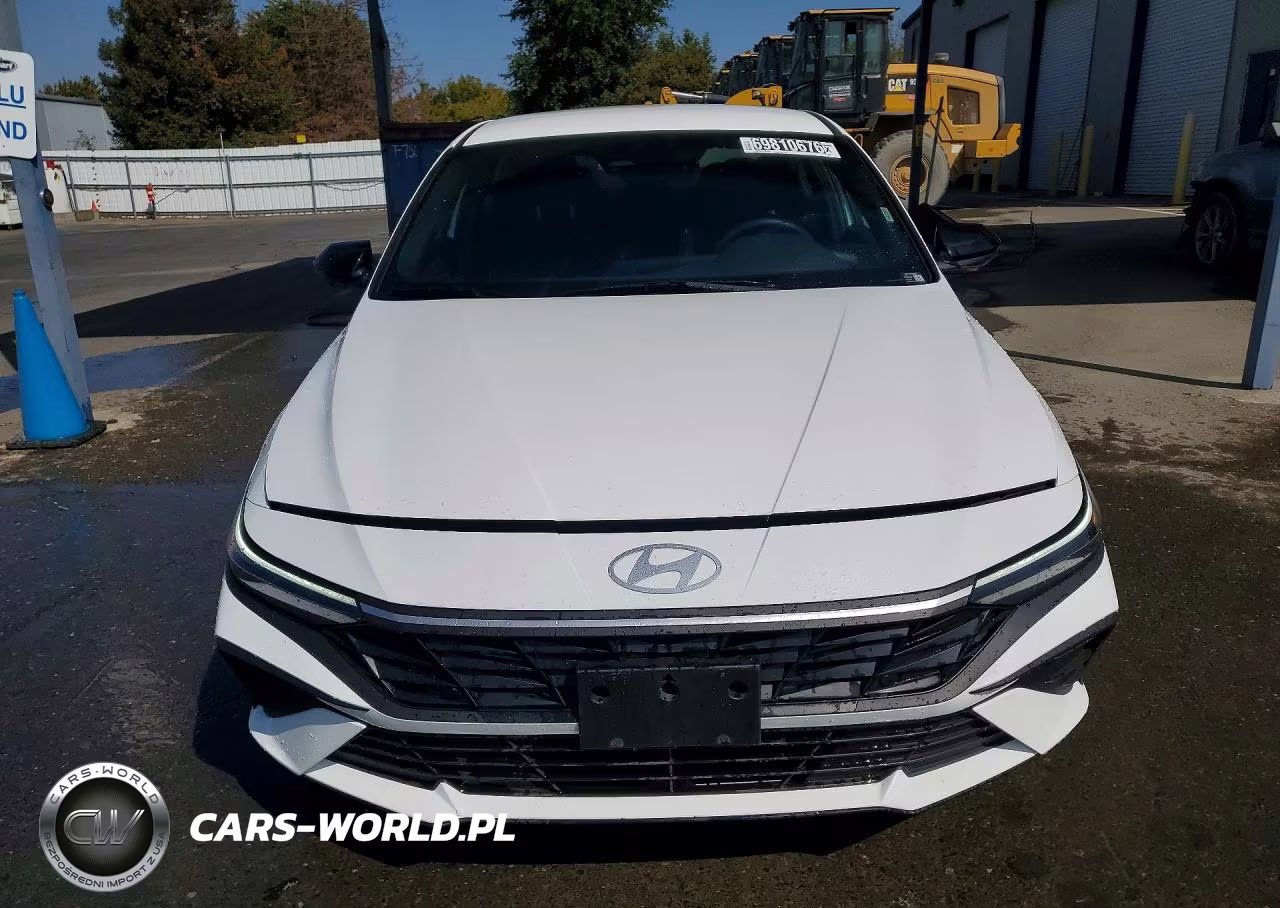 2026 Hyundai Elantra Sel Sport VIN:KMHLM4DG8TU132092 - 5
